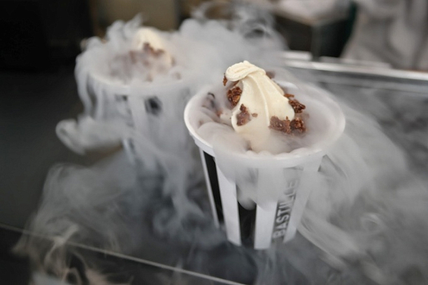Фото 3 - Кафе жидко-азотное мороженое